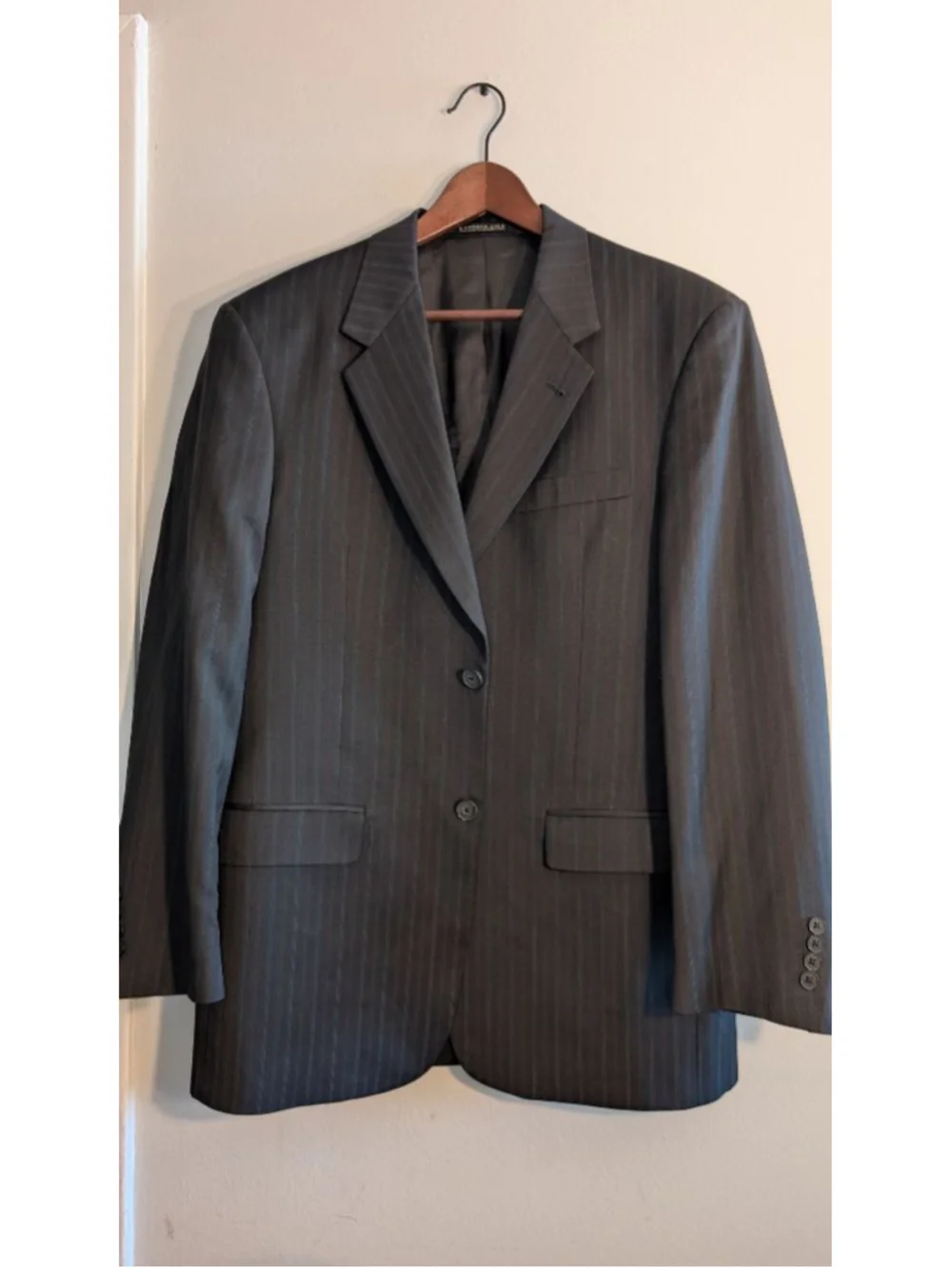 Kenneth Cole Gray Pinstripe Sport Coat 40R, Mens